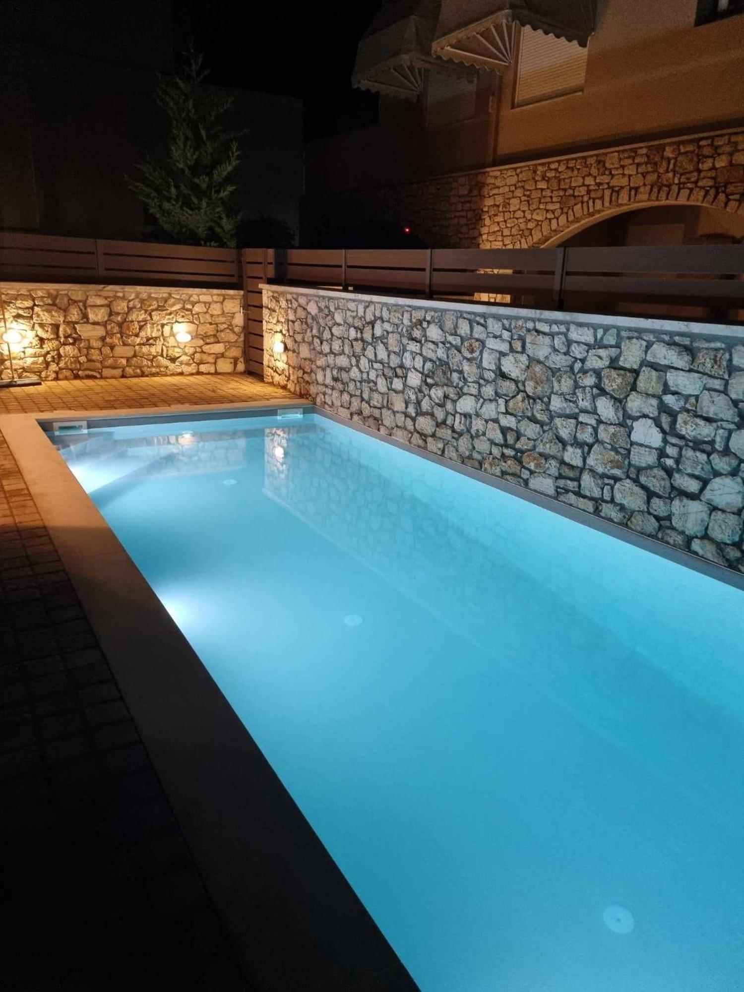 Lydia'S Inn 2 With Private Pool Melíssion Eksteriør billede