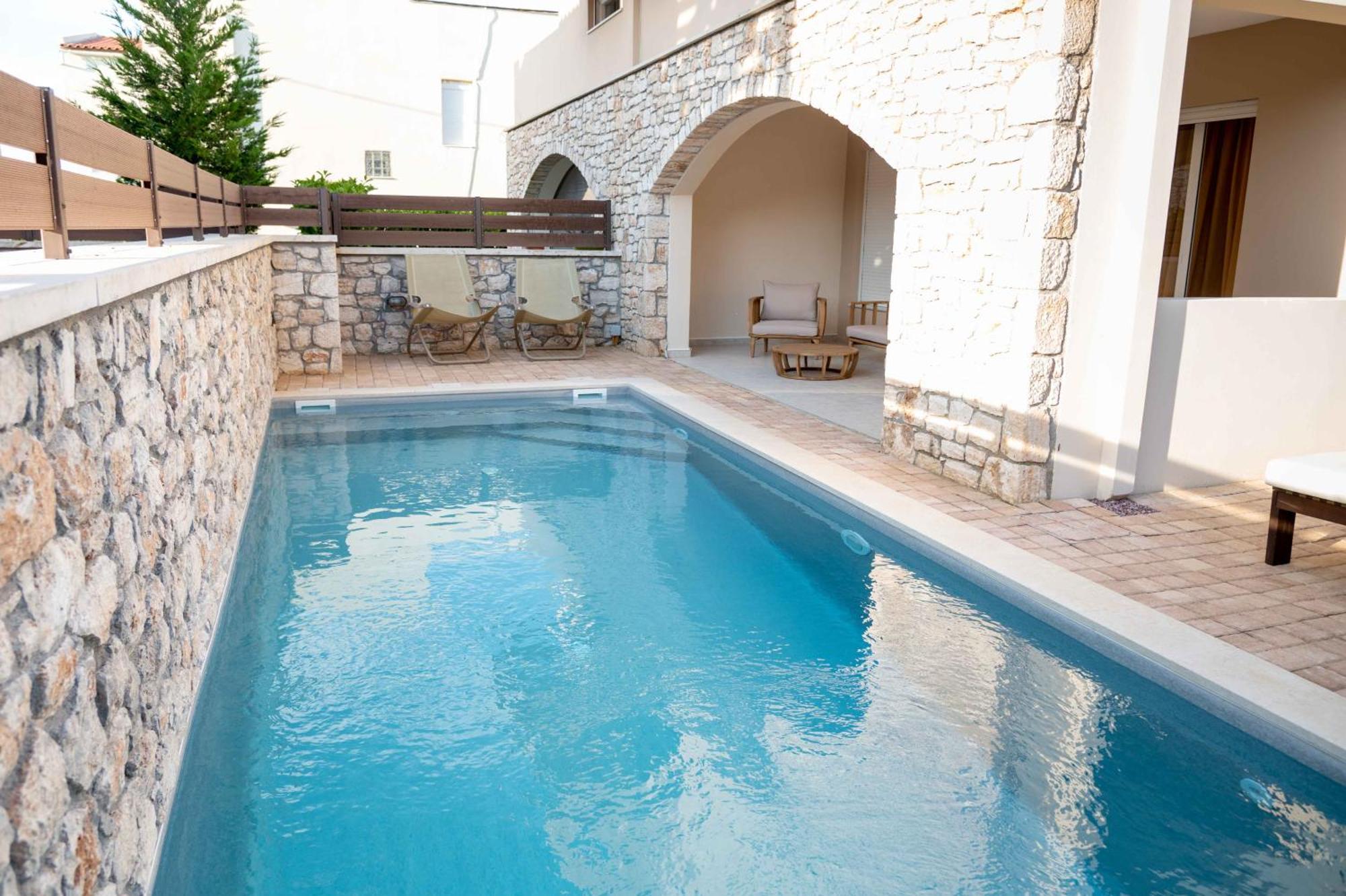 Lydia'S Inn 2 With Private Pool Melíssion Eksteriør billede